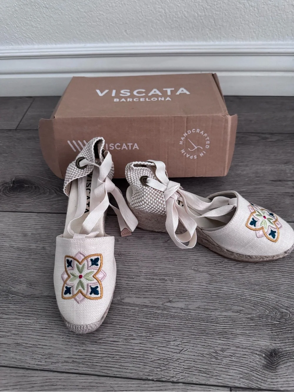Viscata Barcelona Women's Cream Embroidered Espadrilles